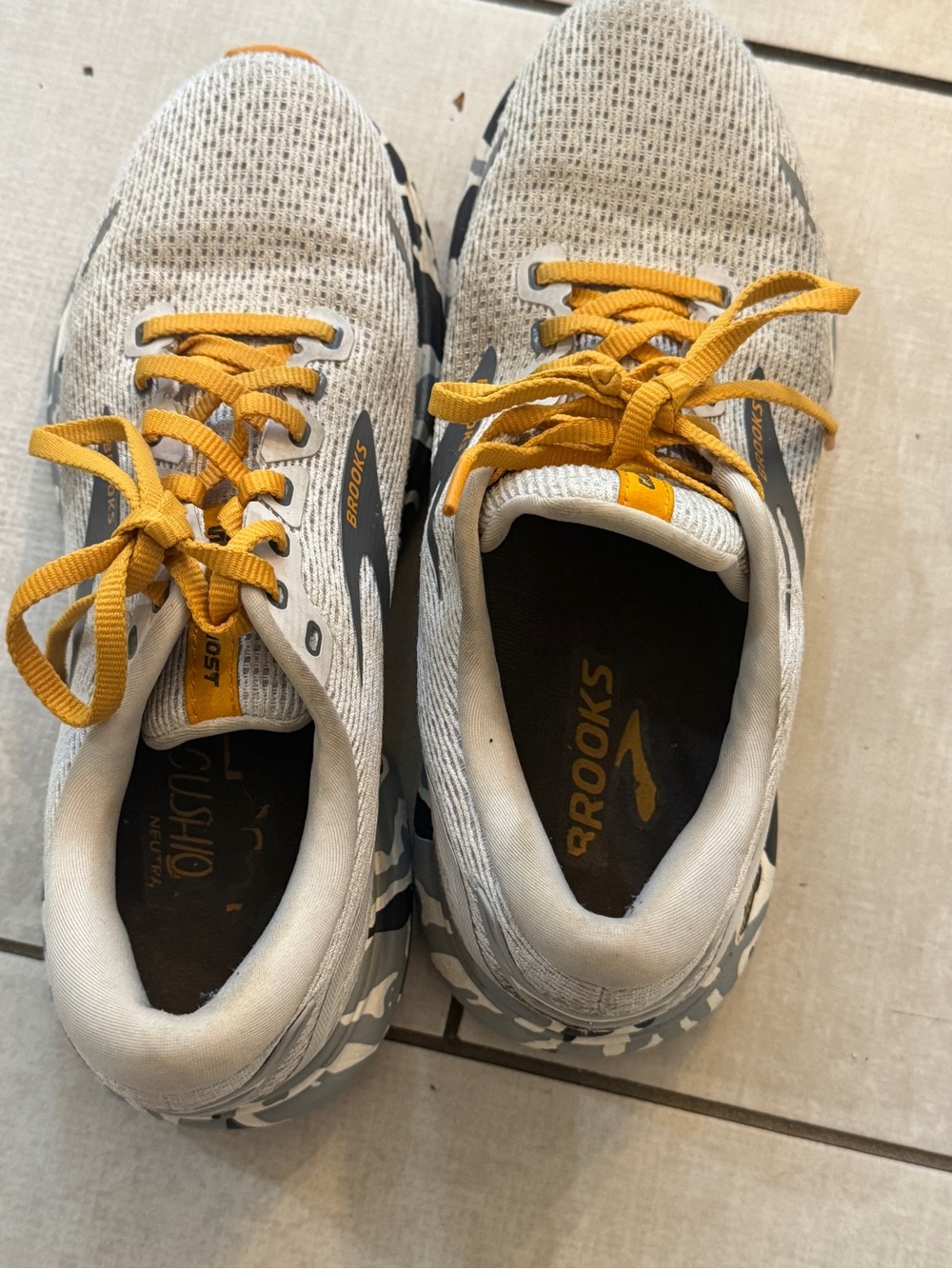 Brooks women’s Gray and orange Lace-Up Running Sneakers